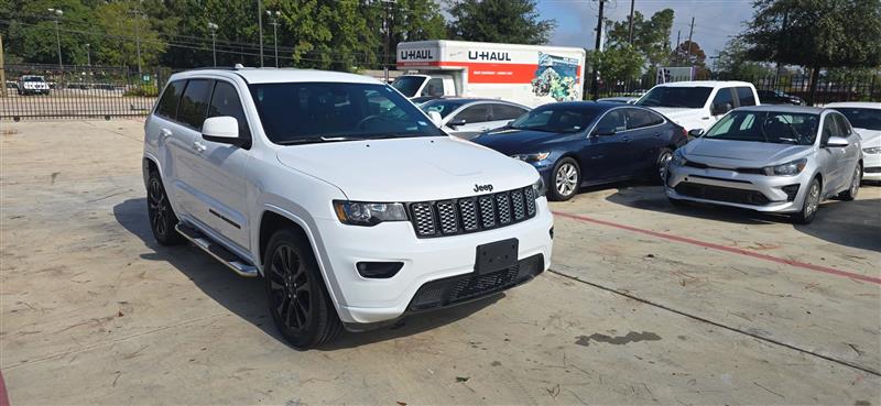 Jeep Grand Cherokee Laredo 2WD 2019