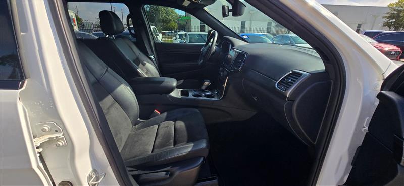 Jeep Grand Cherokee Laredo 2WD 2019