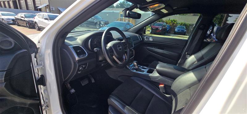 Jeep Grand Cherokee Laredo 2WD 2019