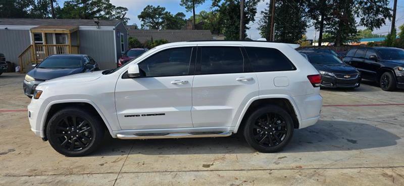 Jeep Grand Cherokee Laredo 2WD 2019