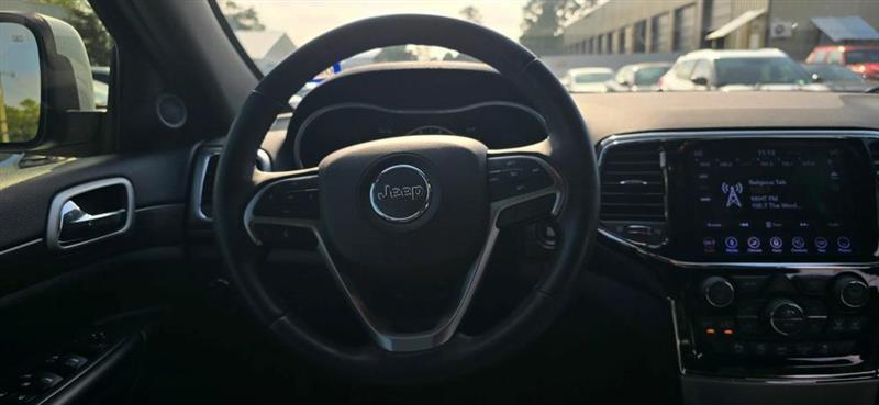 Jeep Grand Cherokee Laredo 2WD 2019