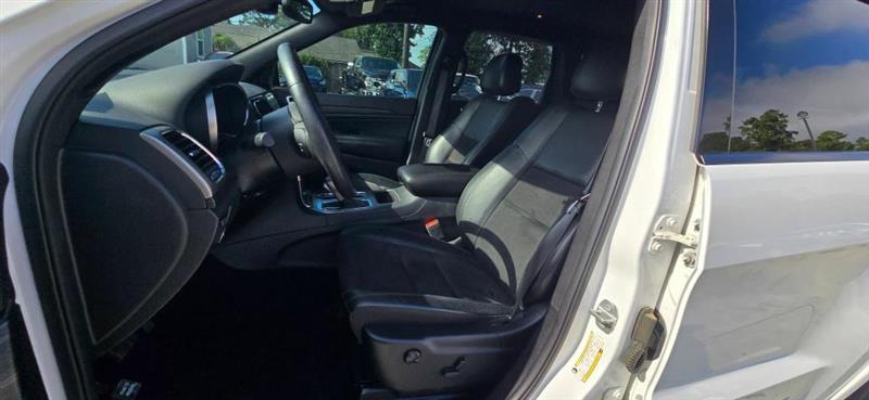 Jeep Grand Cherokee Laredo 2WD 2019