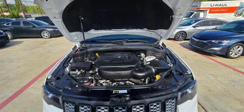 Jeep Grand Cherokee Laredo 2WD 2019