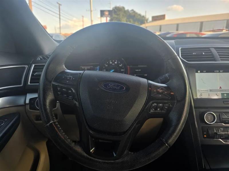 Ford Explorer XLT FWD 2017