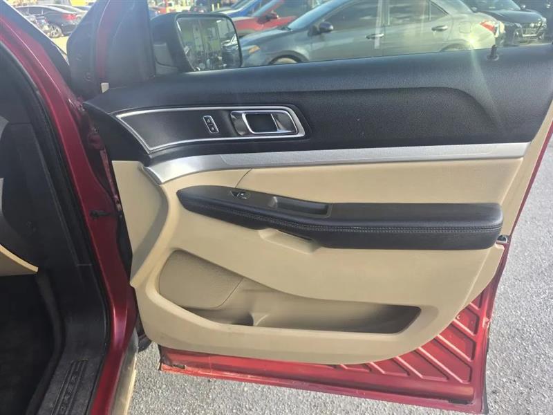 Ford Explorer XLT FWD 2017