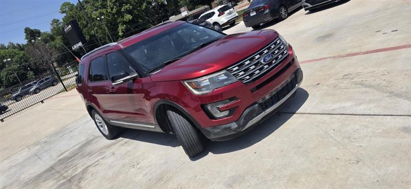 Ford Explorer XLT FWD 2017
