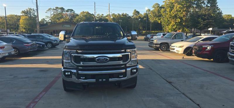 Ford F-250 SD XLT Crew Cab 4WD 2022