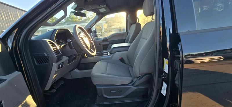 Ford F-250 SD XLT Crew Cab 4WD 2022