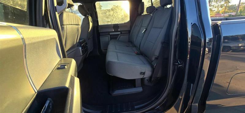 Ford F-250 SD XLT Crew Cab 4WD 2022