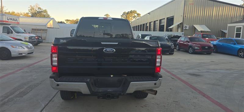 Ford F-250 SD Lariat Crew Cab 4WD 2022
