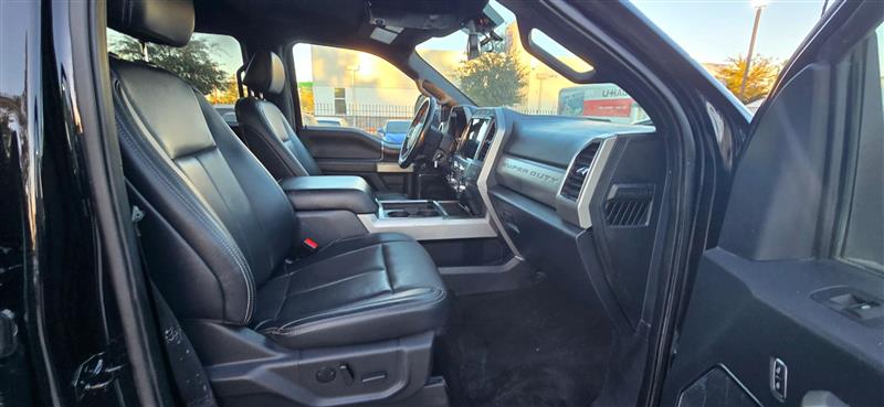 Ford F-250 SD Lariat Crew Cab 4WD 2022