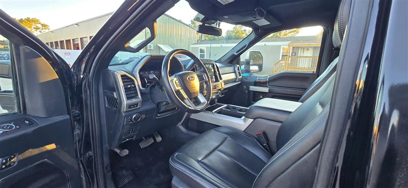 Ford F-250 SD Lariat Crew Cab 4WD 2022