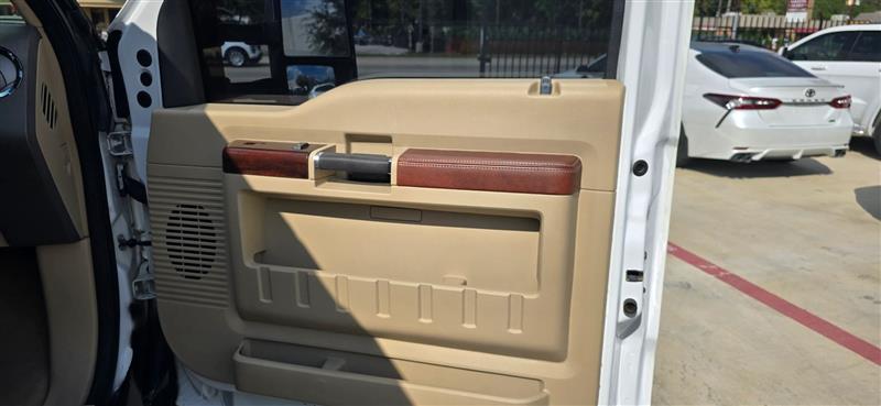 Ford F-350 SD FX4 Crew Cab Long Bed DRW 4WD 2009