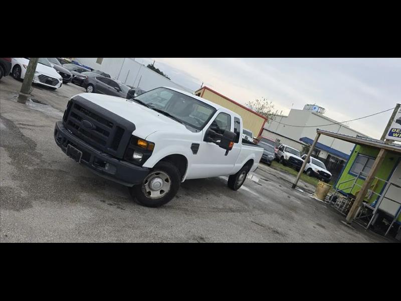 2009 Ford F-250 SD XLT SuperCab 2WD