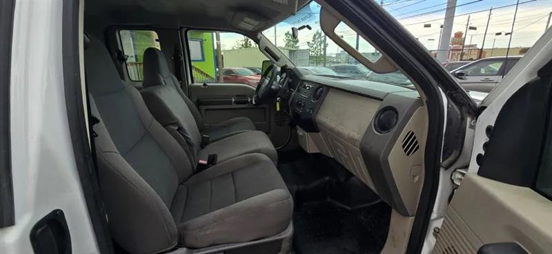 Ford F-250 SD XLT SuperCab 2WD 2009