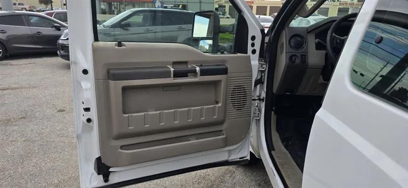 Ford F-250 SD XLT SuperCab 2WD 2009