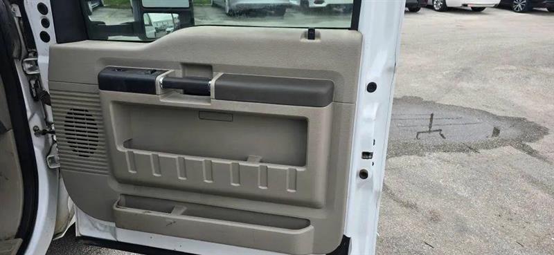 Ford F-250 SD XLT SuperCab 2WD 2009