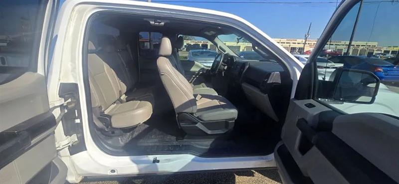 Ford F-150 XL SuperCab 8-ft. 2WD 2018