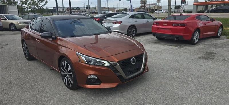 Nissan Altima 2.5 SR 2022
