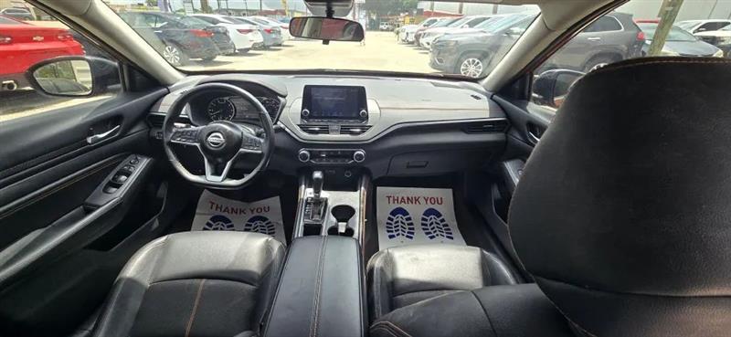 Nissan Altima 2.5 SR 2022