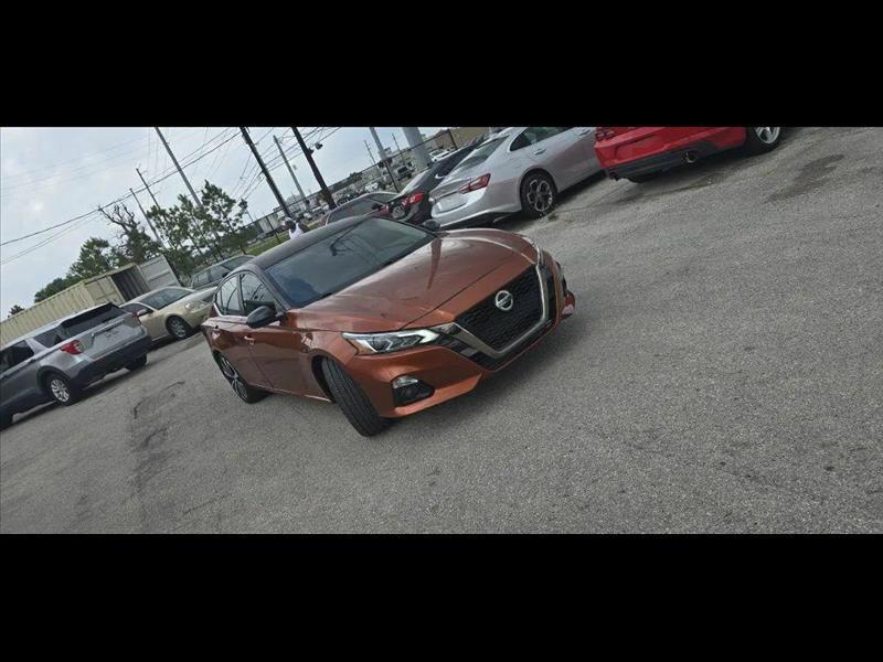 2022 Nissan Altima 2.5 SR