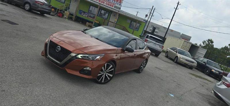Nissan Altima 2.5 SR 2022