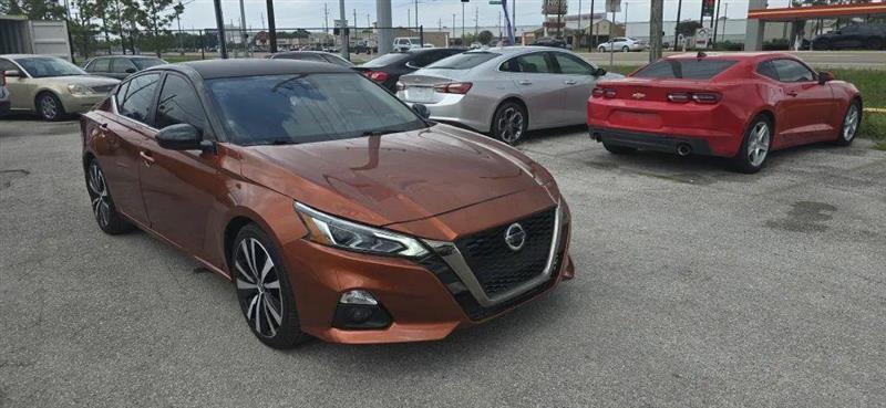 Nissan Altima 2.5 SR 2022
