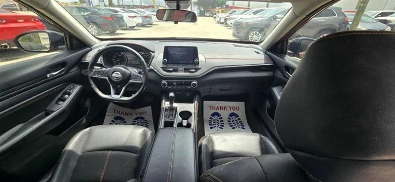 Nissan Altima 2.5 SR 2022