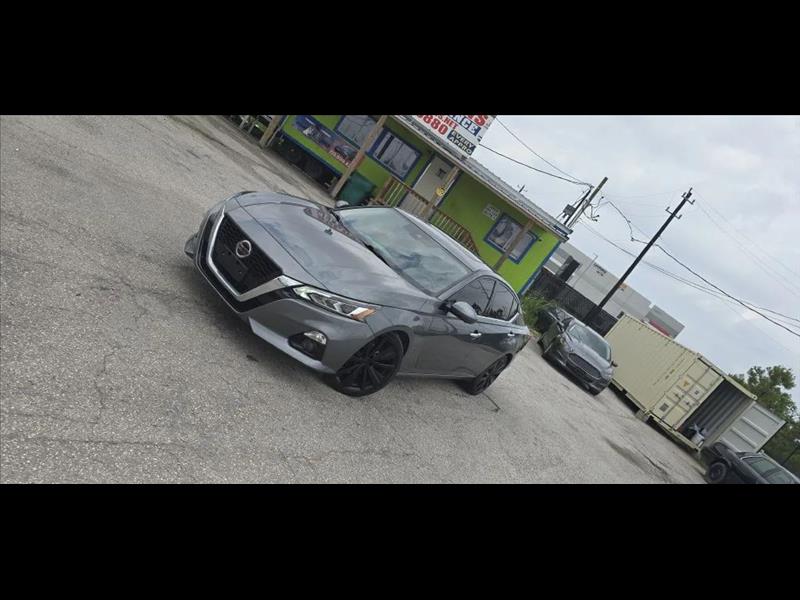 2020 Nissan Altima 2.5 Platinum