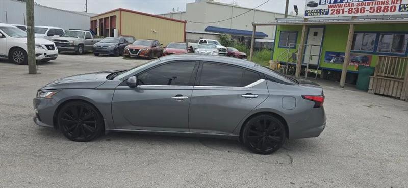 Nissan Altima 2.5 Platinum 2020