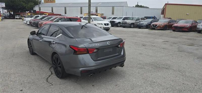 Nissan Altima 2.5 Platinum 2020