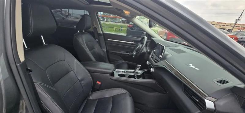 Nissan Altima 2.5 Platinum 2020