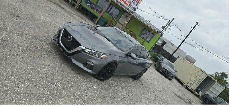 Nissan Altima 2.5 Platinum 2020