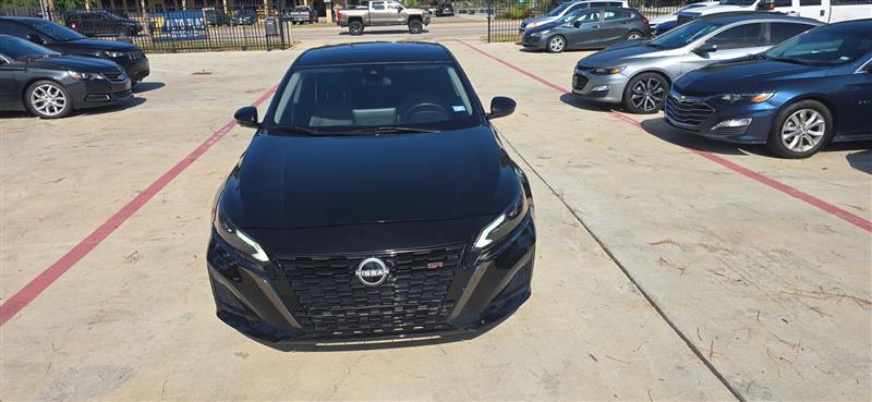 Nissan Altima VC-T SR 2023