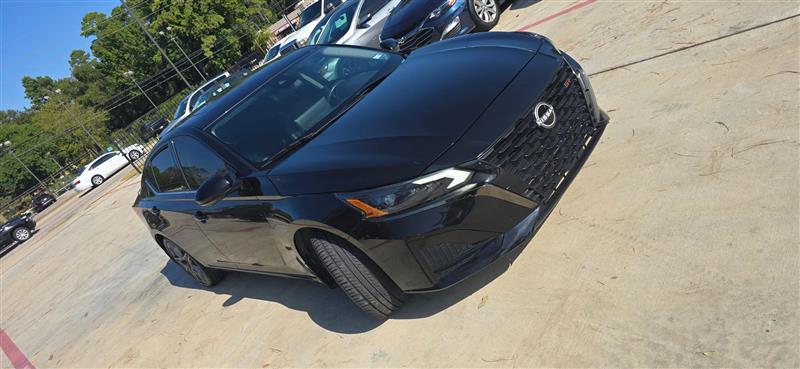 Nissan Altima VC-T SR 2023