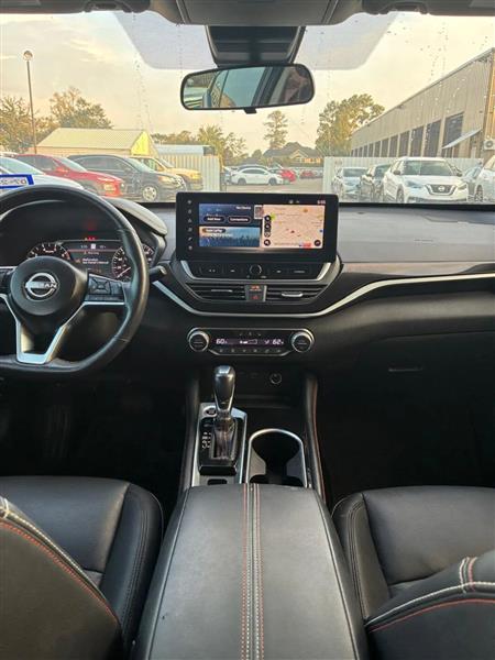 Nissan Altima VC-T SR 2023