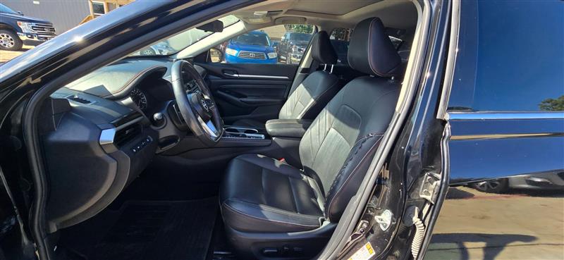 Nissan Altima VC-T SR 2023