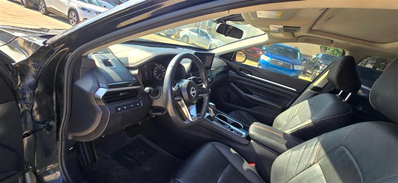 Nissan Altima VC-T SR 2023