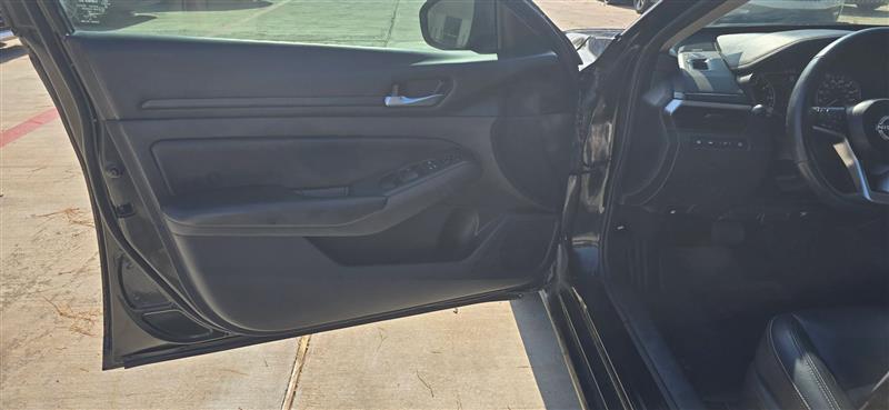 Nissan Altima VC-T SR 2023