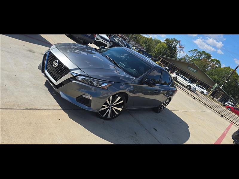 2020 Nissan Altima 2.5 SR