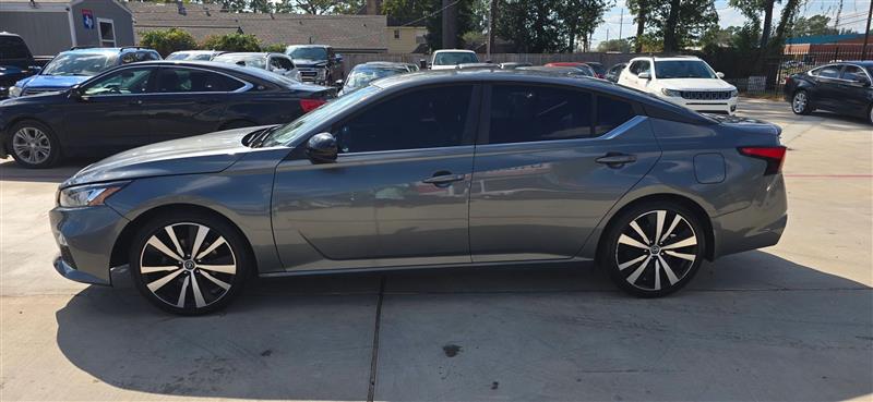 Nissan Altima 2.5 SR 2020