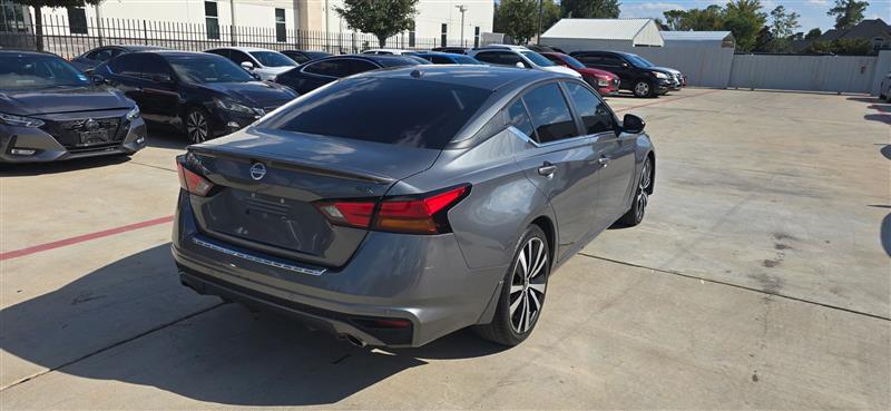 Nissan Altima 2.5 SR 2020