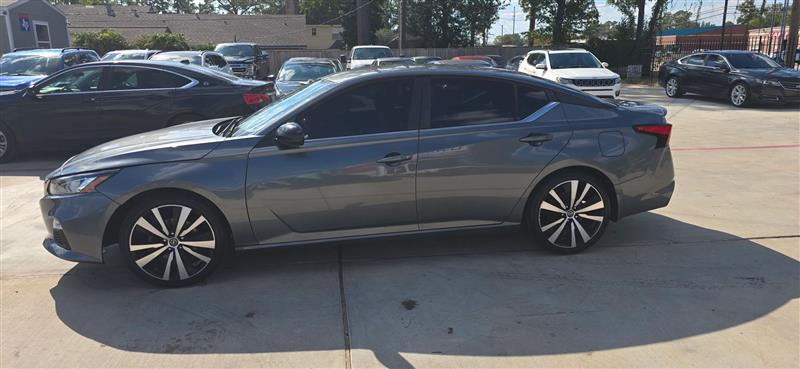 Nissan Altima 2.5 SR 2020