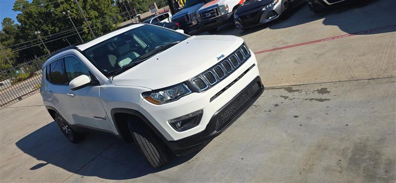 Jeep Compass Latitude FWD 2020