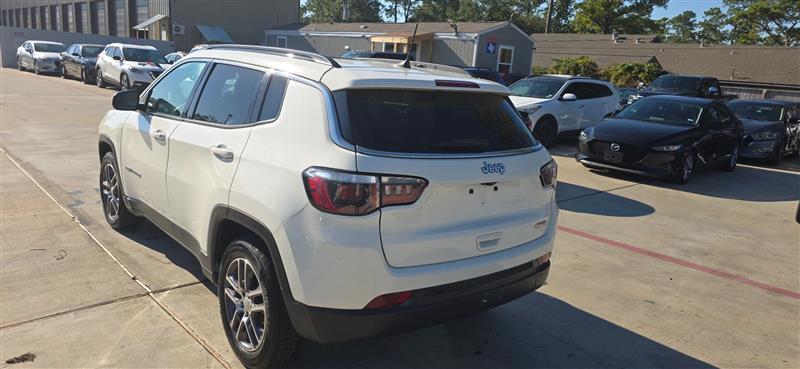 Jeep Compass Latitude FWD 2020