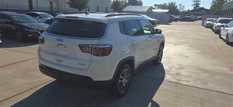Jeep Compass Latitude FWD 2020