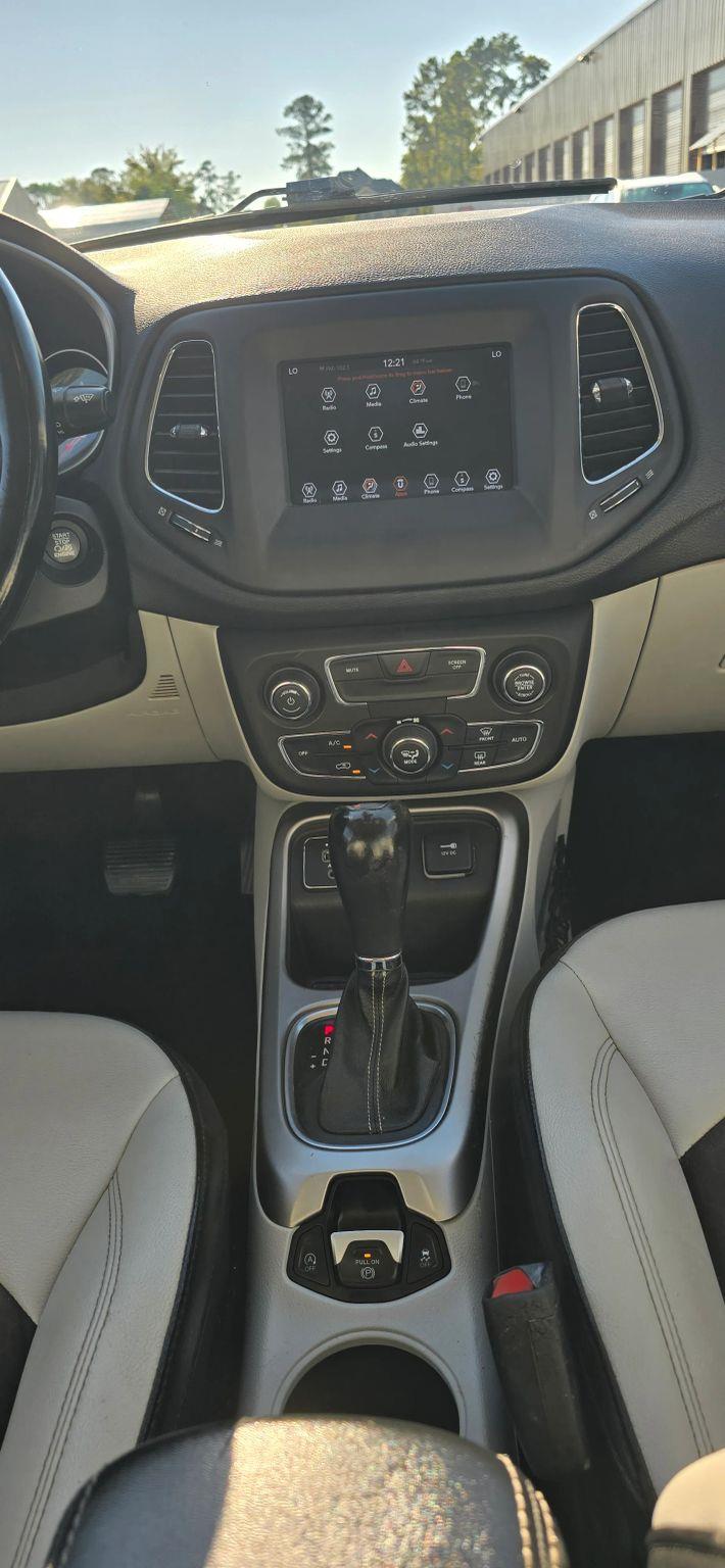 Jeep Compass Latitude FWD 2020