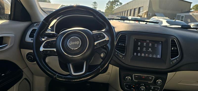 Jeep Compass Latitude FWD 2020