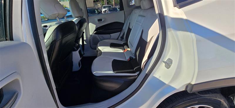 Jeep Compass Latitude FWD 2020