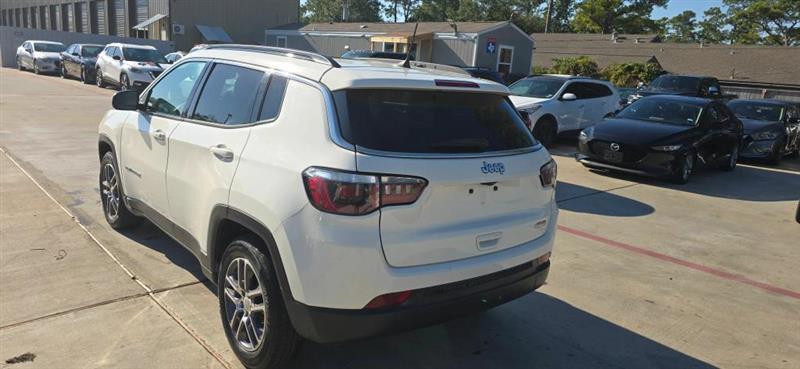 Jeep Compass Latitude FWD 2020